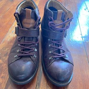 Retro Burgundy ankle booties, bowling shoe style